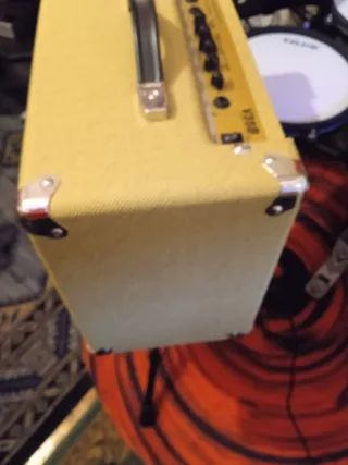 Amplificador Bajo SubZero V35B