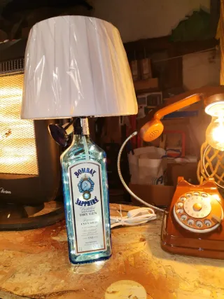 Telefono vintage marrone