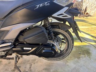 Moto Scooter Negra Automática Sym jet 14 125cc