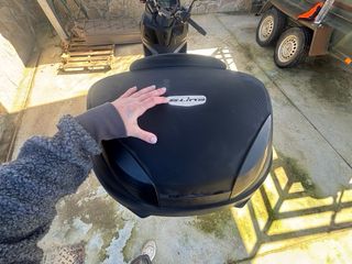 Moto Scooter Negra Automática Sym jet 14 125cc