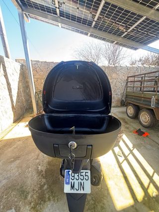 Moto Scooter Negra Automática Sym jet 14 125cc