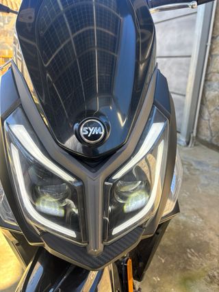 Moto Scooter Negra Automática Sym jet 14 125cc