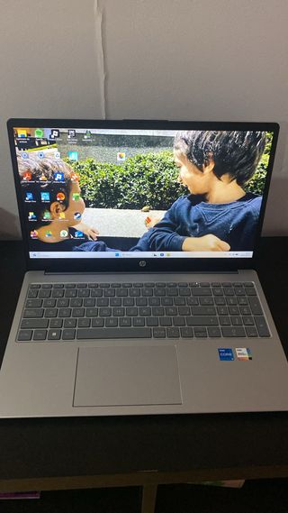 HP Core i5 con Intel Iris Xe Graphics