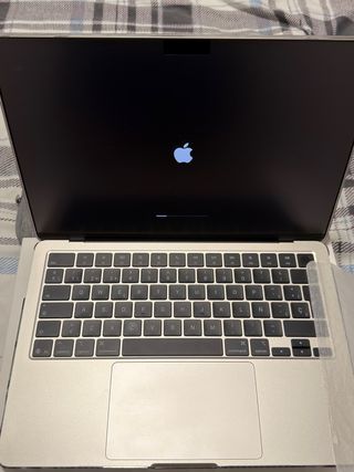 Apple 2025 MacBook Air de 13 Pulgadas. 512GB 16GB