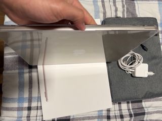 Apple 2025 MacBook Air de 13 Pulgadas. 512GB 16GB