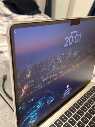 Apple 2025 MacBook Air de 13 Pulgadas. 512GB 16GB