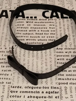 Cinturón de piel negro mujer