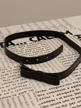 Cinturón de piel negro mujer