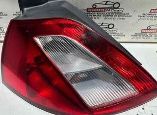 Renault 175000 8200073236 piloto trasero megane ii