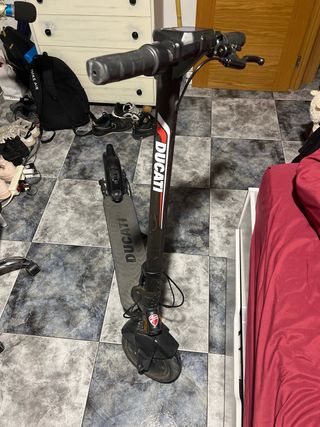 Patinete Ducati Pro 2 Evo para piezas