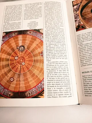 Libro 25 personajes q cambiaron el mundo