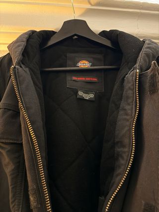 Chaqueta Dickies Talla M con Capucha