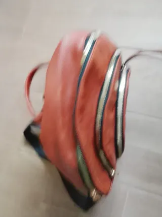 Bolso de cuero marrón