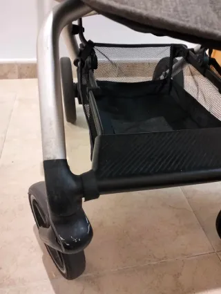 Silla de paseo Cybex EEZY S +