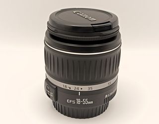 Obiettivo Canon EF-S 18-55mm 3.5-5.6 II