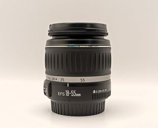 Obiettivo Canon EF-S 18-55mm 3.5-5.6 II