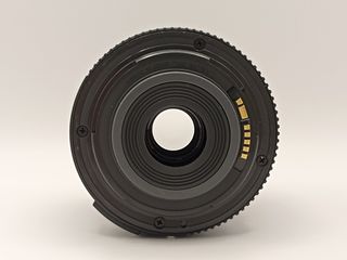 Obiettivo Canon EF-S 18-55mm 3.5-5.6 II