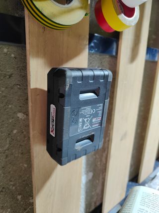 Soporte baterías PARKSIDE