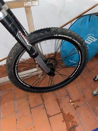 Bicicleta Montaña Michelin Country Trail