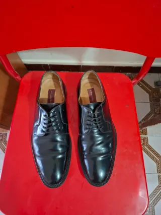 Zapatos de vestir Emidio Tucci negros