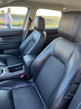 Land Rover Discovery 2016