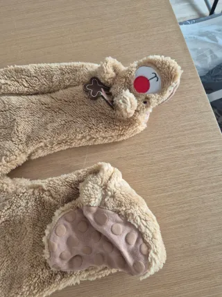 Pijama reno peluche bebé primark 86 cm NUEVO