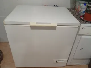 Arcón Congelador Blanco medida 80x66. Alto55