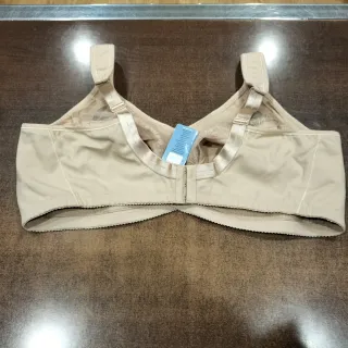 Sujetador protésico ANITA beige