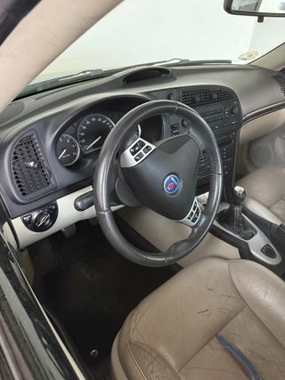 Coche Saab deportivo