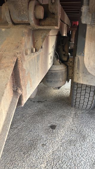 Mercedes Actros 1835 Volquete 18 tn