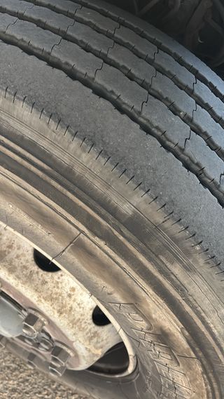 Mercedes Actros 1835 Volquete 18 tn