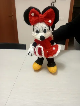Minnie Peluche Uncinetto