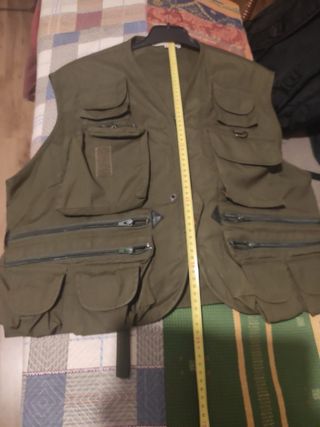 Chalecos de caza con diferentes bolsillos