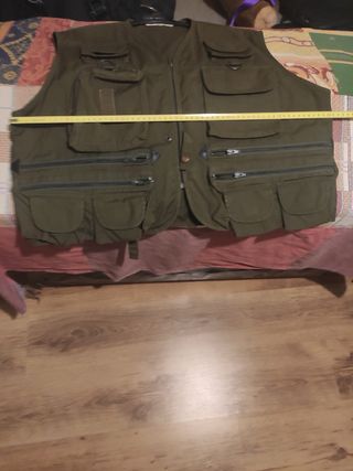 Chalecos de caza con diferentes bolsillos