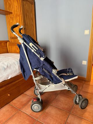 Carro de paseo Maclaren azul