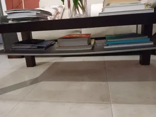 Mesa de centro madera y cristal.Balda metálica inf