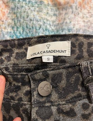 Pantalón estampado animal print Lola Casademunt