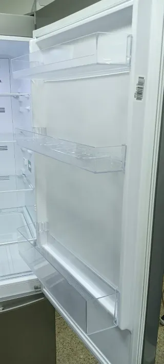 Nevera combi no Frost energía A+Sauber plateada