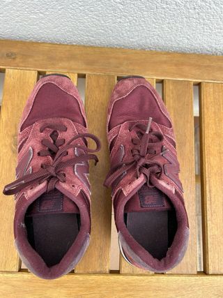 Zapatillas New Balance 373 granates T40