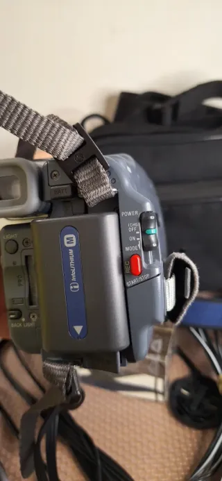 Sony Handycam DCR-TRV460E Digital 8