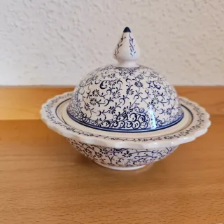 Bombonera cerámica artesanal azul