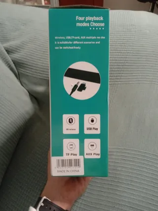 Altavoz LED BT2301 con Carga Inalámbrica