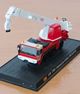 Camión Bomberos metálico escala 1:72