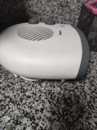 Calefactor Tristar portátil