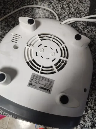 Calefactor Tristar portátil