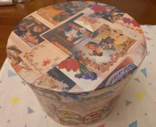 Hucha infantil de ballena y marineros + caja