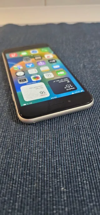 iPhone 8 64GB Argento