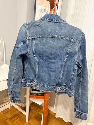 Cazadora vaquera Mango Talla XS