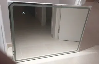 Espejo de baño con luz LED