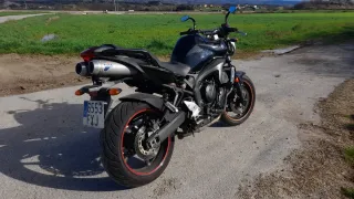 Yamaha FZ6 S2 Naked Negra